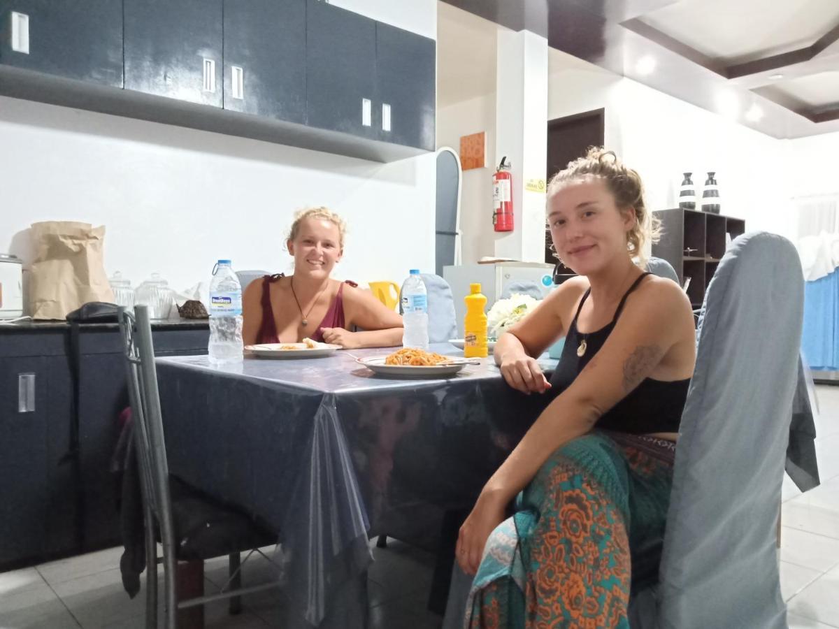 Touristlink Homestay Donsol Bagian luar foto