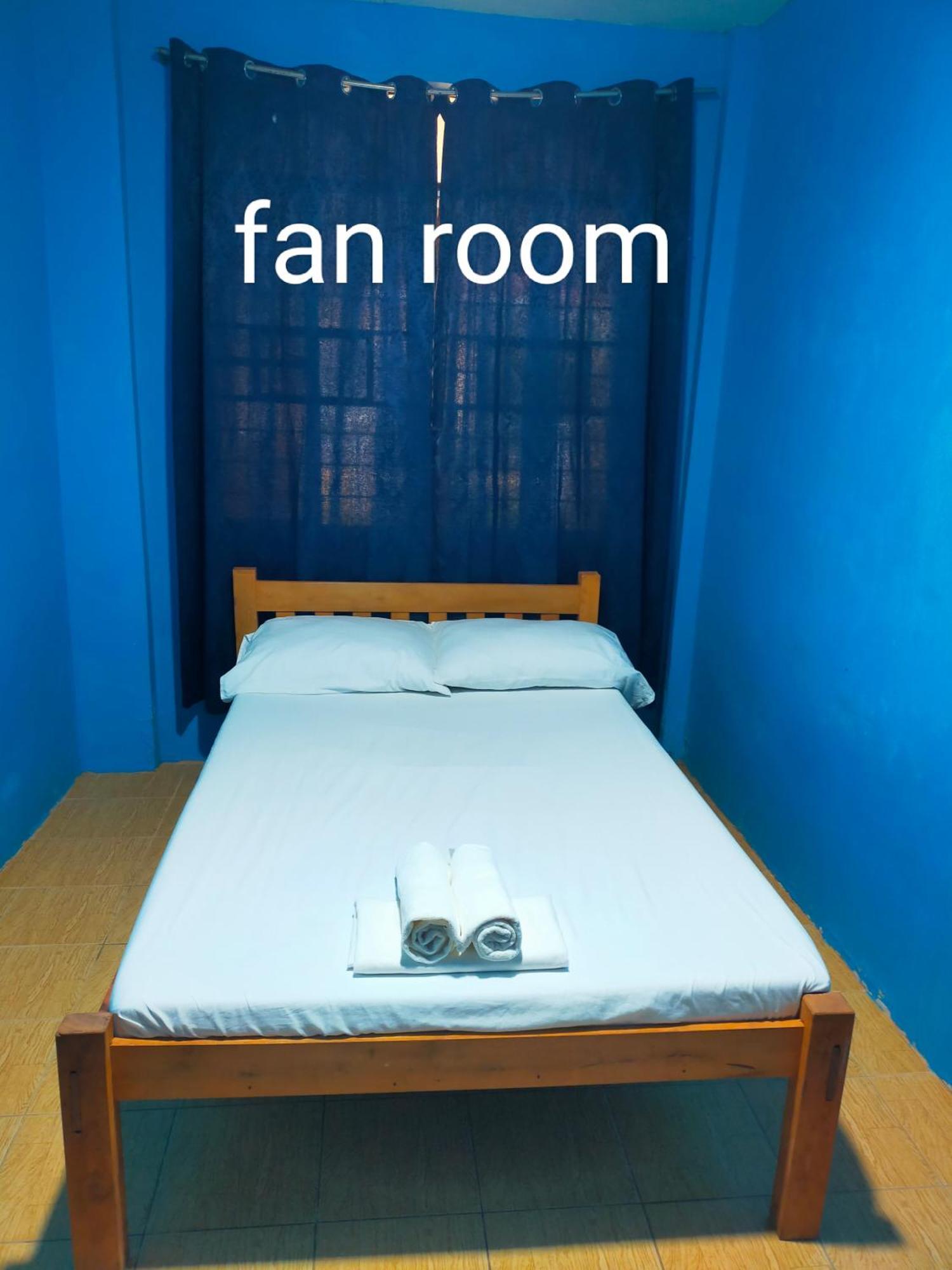Touristlink Homestay Donsol Ruang foto